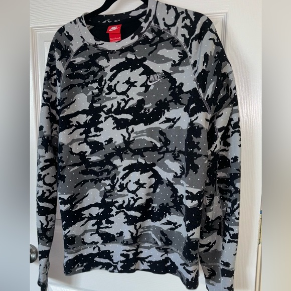 NIKE sweatshirt - Picture 4 of 7